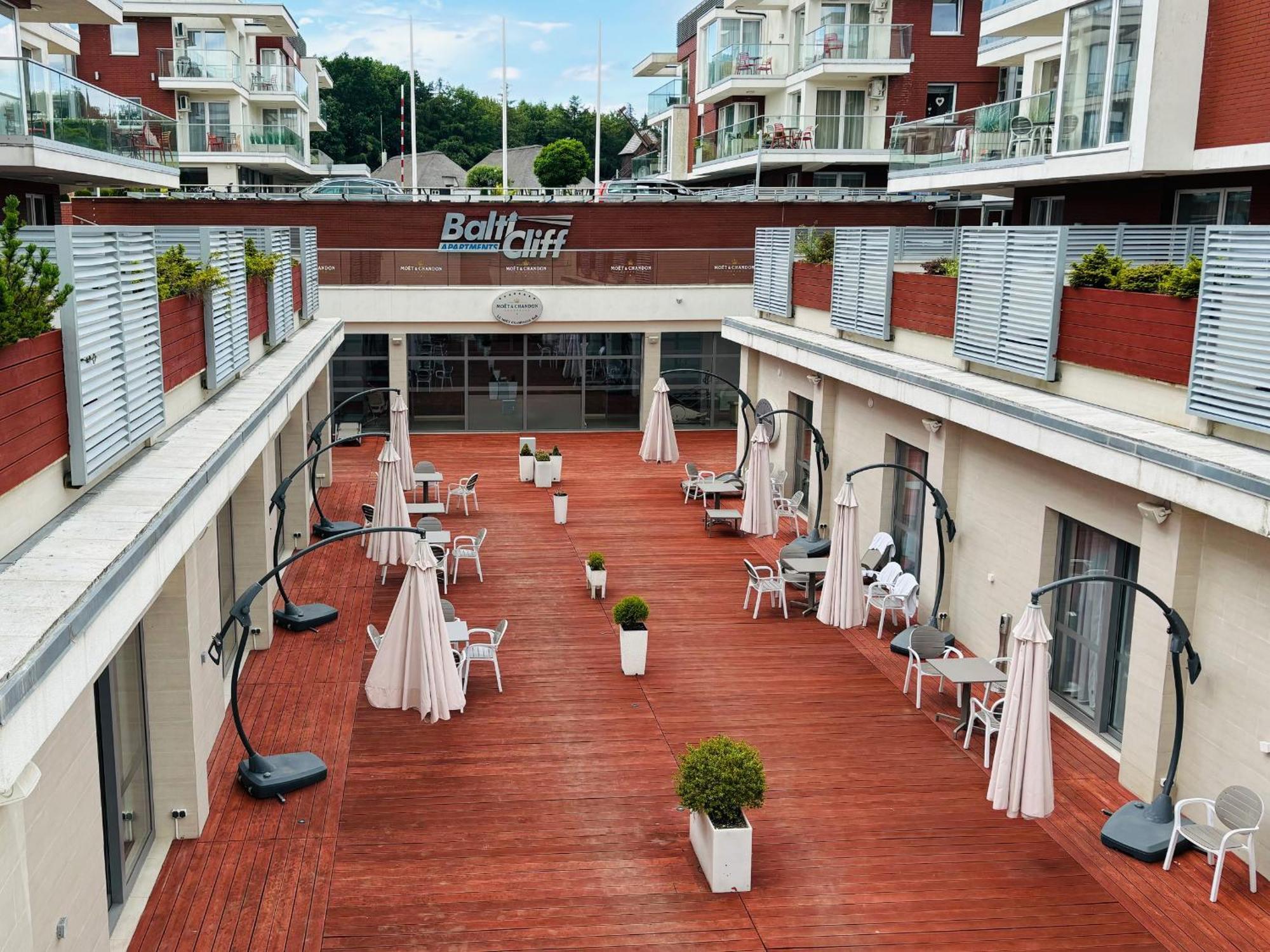 Apartament Private Baltic Cliff นีคอร์เซ ภายนอก รูปภาพ