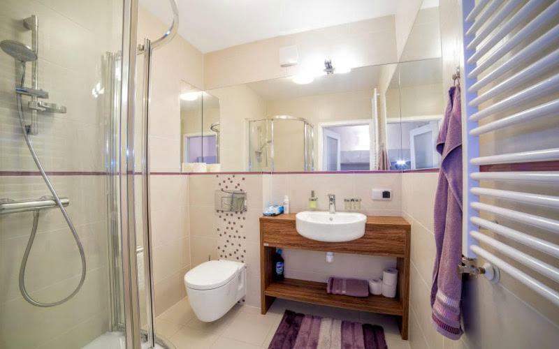 Apartament Private Baltic Cliff นีคอร์เซ ภายนอก รูปภาพ