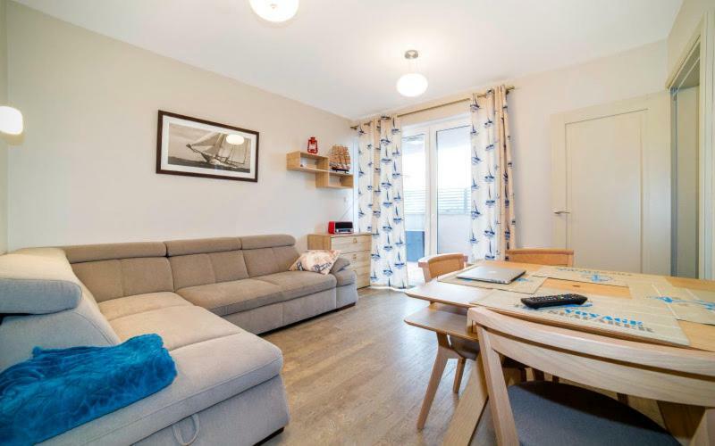 Apartament Private Baltic Cliff นีคอร์เซ ภายนอก รูปภาพ